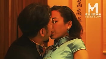 Explore the voluptuous world of Chinese rubdown parlors with Su Qing Ke in this red-hot flick